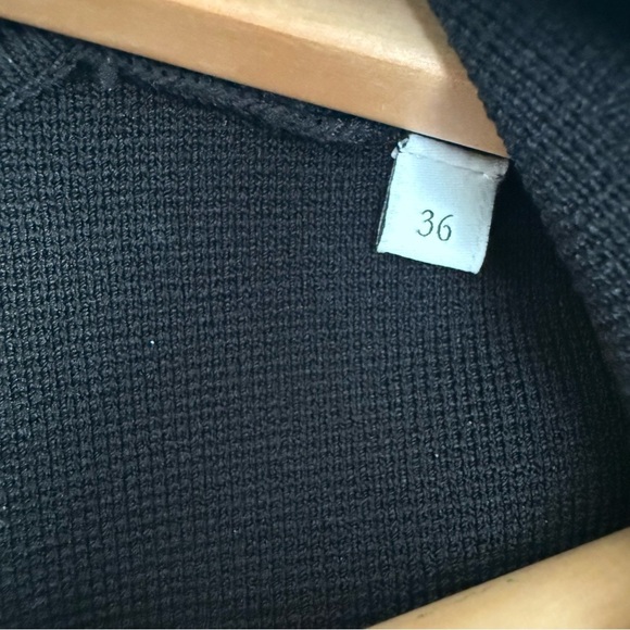 SANDRO Laureene Contrast Topstiched Dress in black with ivory detail Size: 36/S - Picture 8 of 8